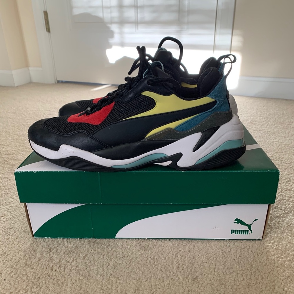 Puma Sneakers